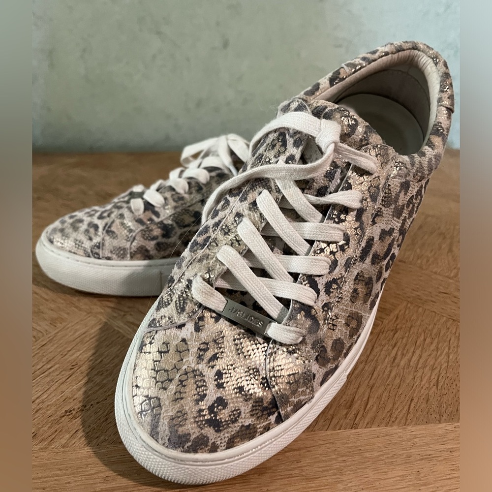 J/Slides Women’s Sneakers